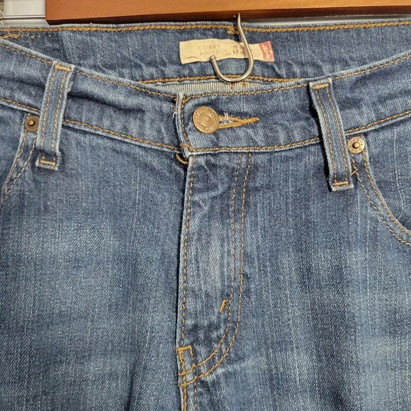 Levi's Curvy 529 Size 12 Classic Medium Wash Blue Bootcut Denim Jeans - Picture 3 of 12